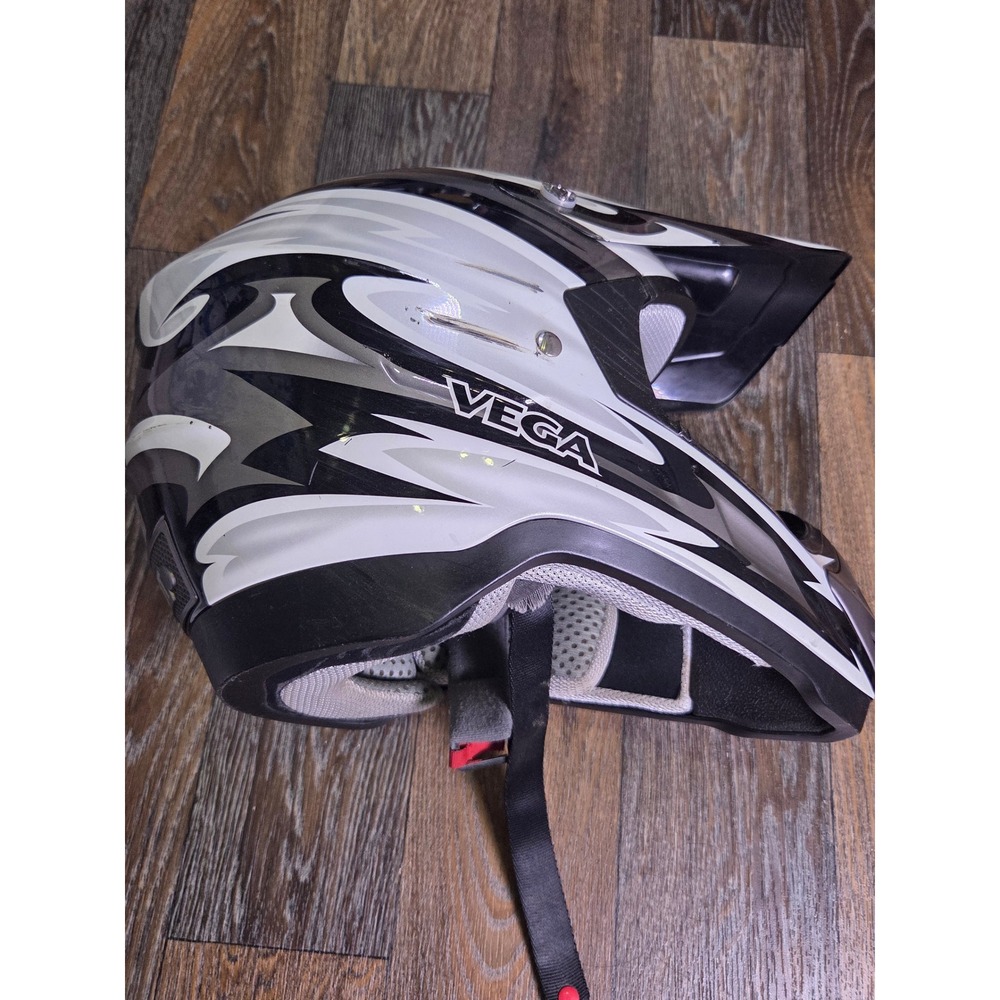 Vega Viper Motocross Helmet XL Black White Silver Graphic DOT ECE Off Road Dirt